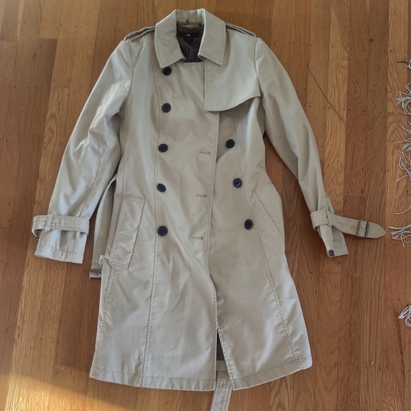 Khaki Trench! Classic! - Picture 2 of 8